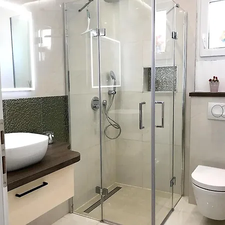 Heated Swimming Pool, Stunning Sea View Terrace A6 Appartamento *