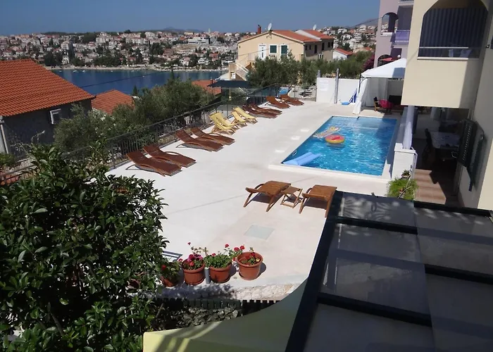 Appartement Heated Swimming Pool, Stunning Sea View Terrace A6 *